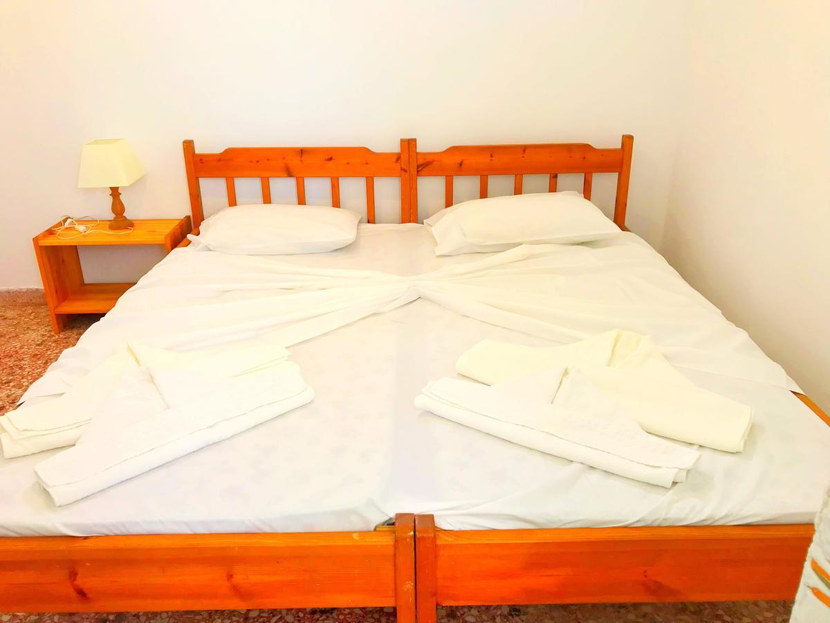 Katerina Beach Rooms Ándros Dış mekan fotoğraf