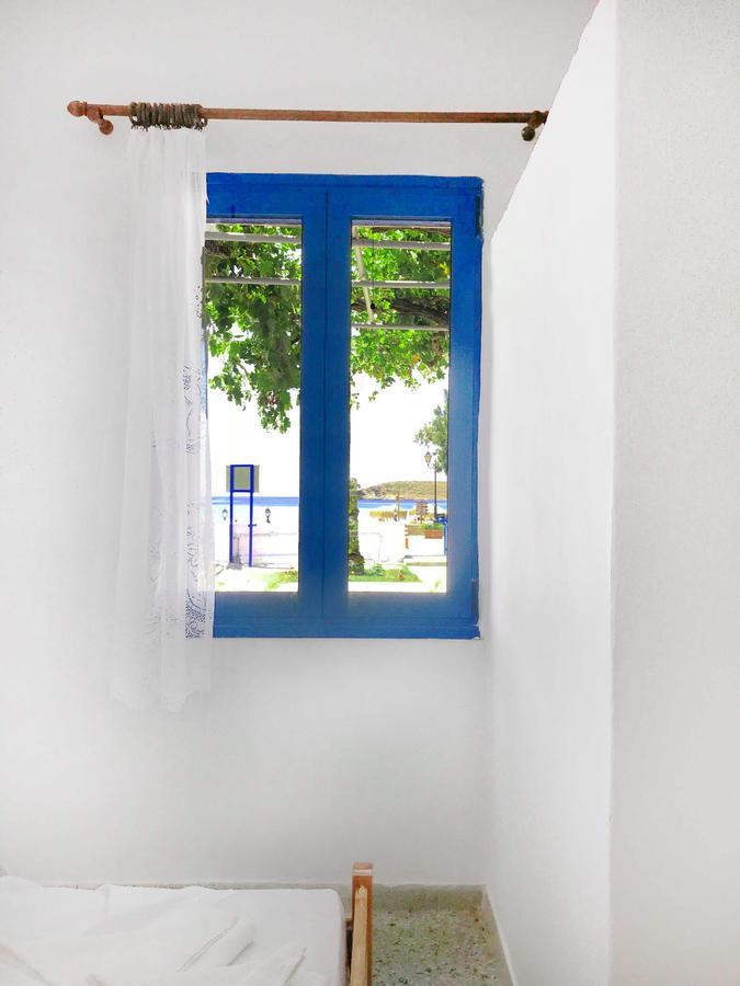 Katerina Beach Rooms Ándros Dış mekan fotoğraf