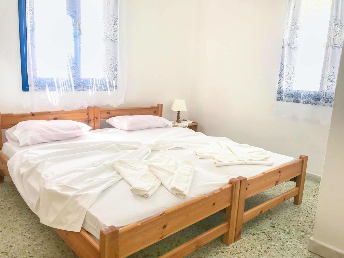Katerina Beach Rooms Ándros Dış mekan fotoğraf