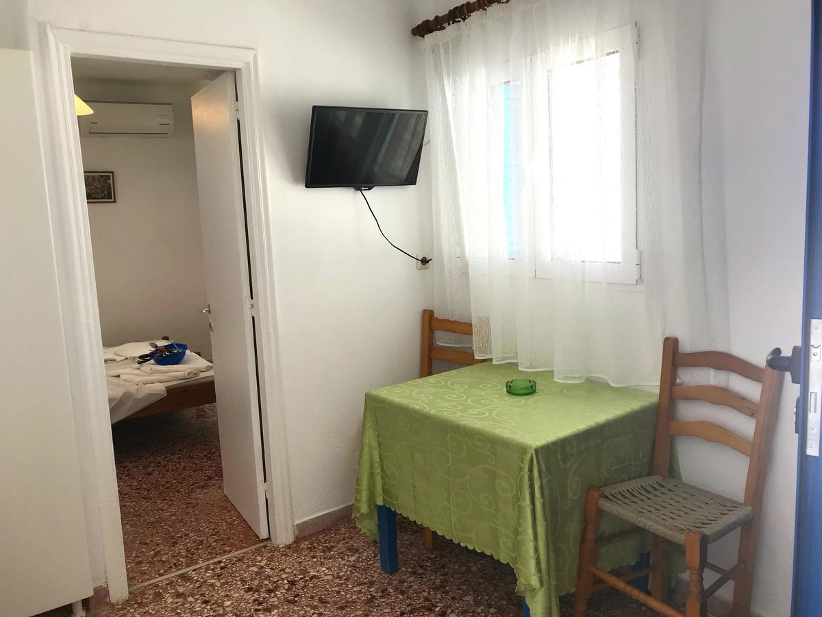Katerina Beach Rooms Ándros Dış mekan fotoğraf
