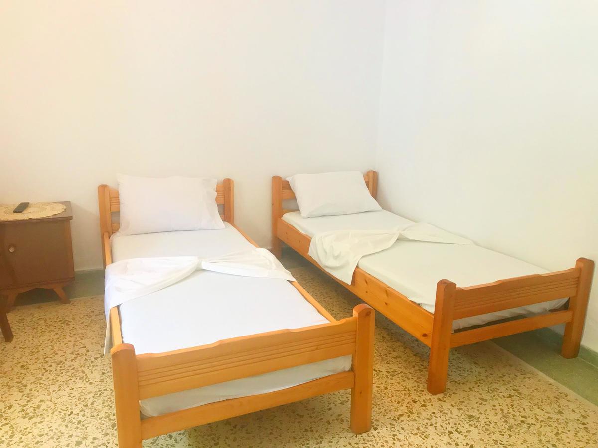 Katerina Beach Rooms Ándros Dış mekan fotoğraf