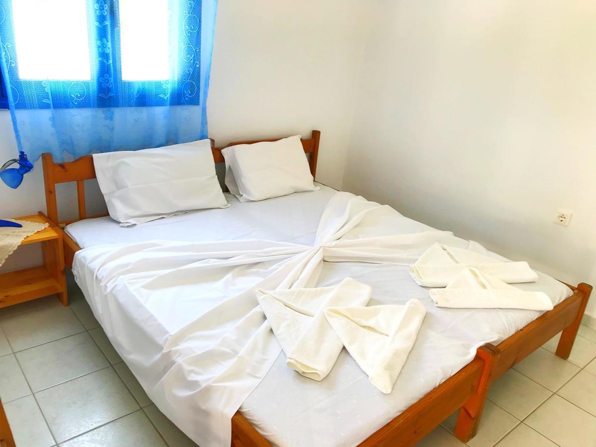 Katerina Beach Rooms Ándros Dış mekan fotoğraf